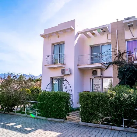 Romantiс Two-bedroom With Sea View *