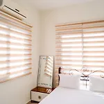 Romantiс Two-bedroom With Sea View Apartment *
