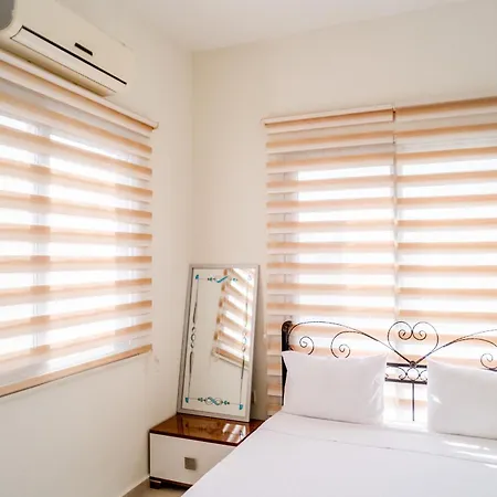 Romantiс Two-bedroom With Sea View Apartment *