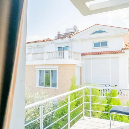 Romantiс Two-bedroom With Sea View Daire *