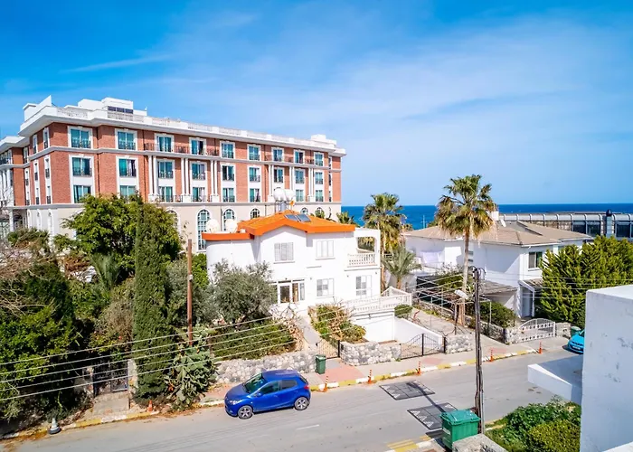 Romantiс Two-bedroom With Sea View Διαμέρισμα