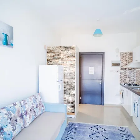 아파트 Romantiс Two-bedroom With Sea View *